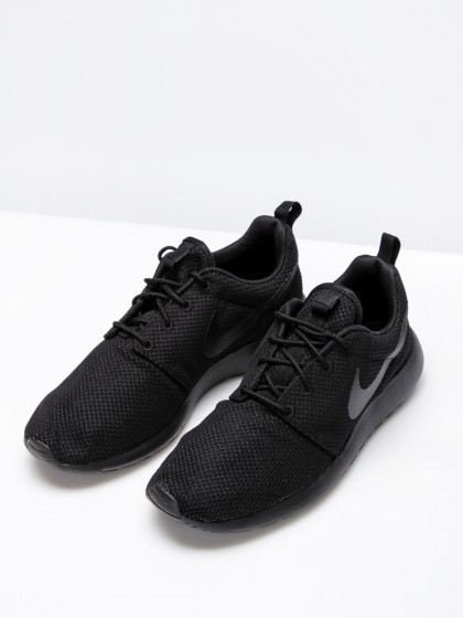 nike roshe batai